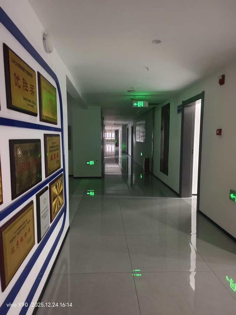 办公通道.jpg